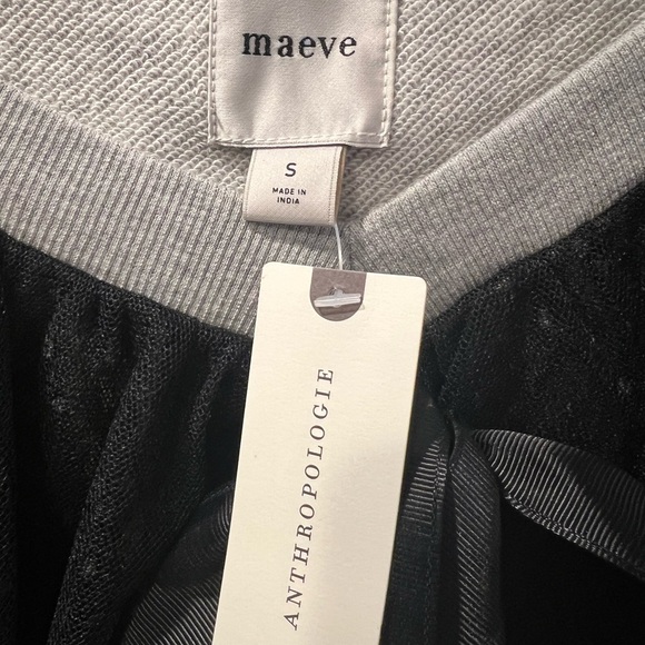 Anthropology Maeve Gray V neck Top with Black Lace Trim - Picture 5 of 6